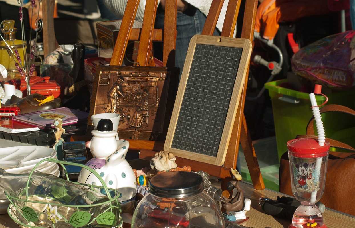 10 Essential Tips for a Successful Yard Sale